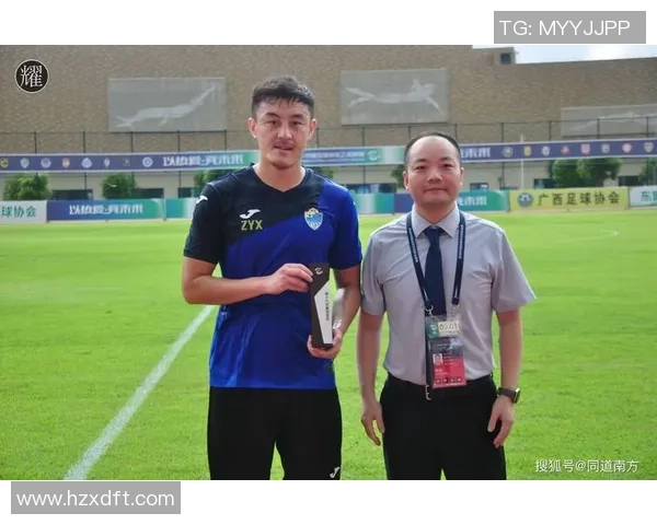 足球明星专访高清图片集锦展现他们的风采与魅力